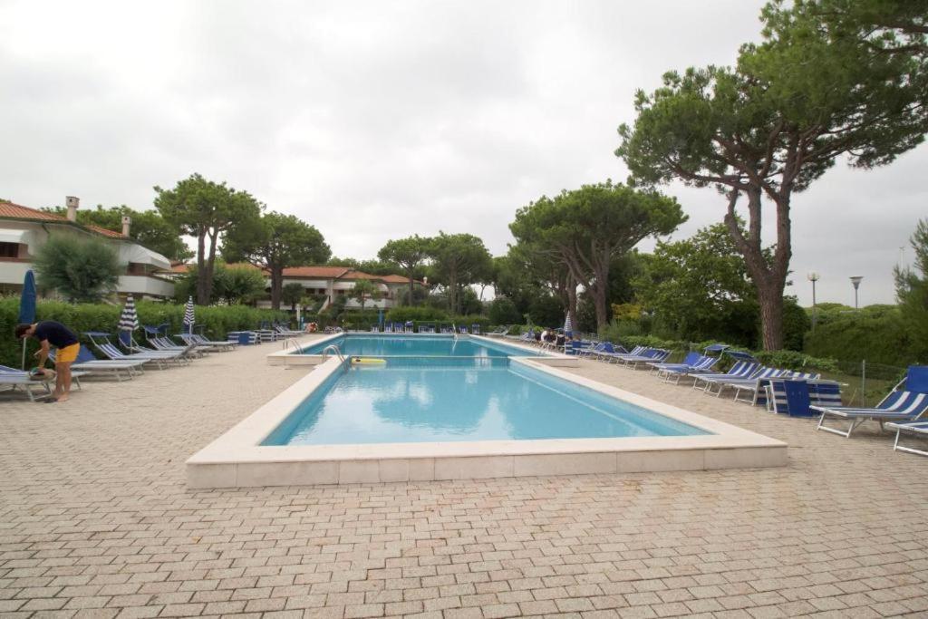 Appartamento Al Porticciolo-Residence Con Piscina-Cavallino Treporti Exterior photo